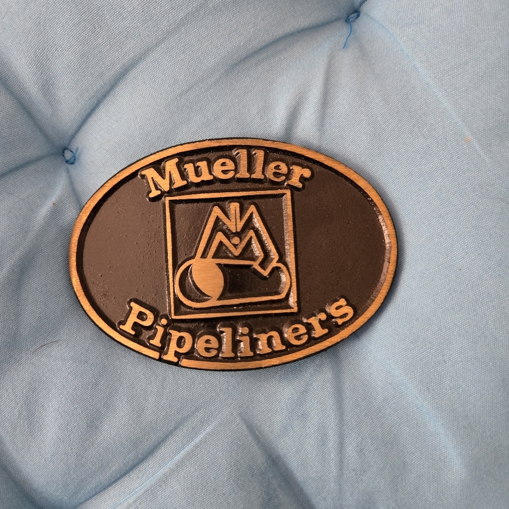 Vintage Belt Buckle Mueller Pipeliners